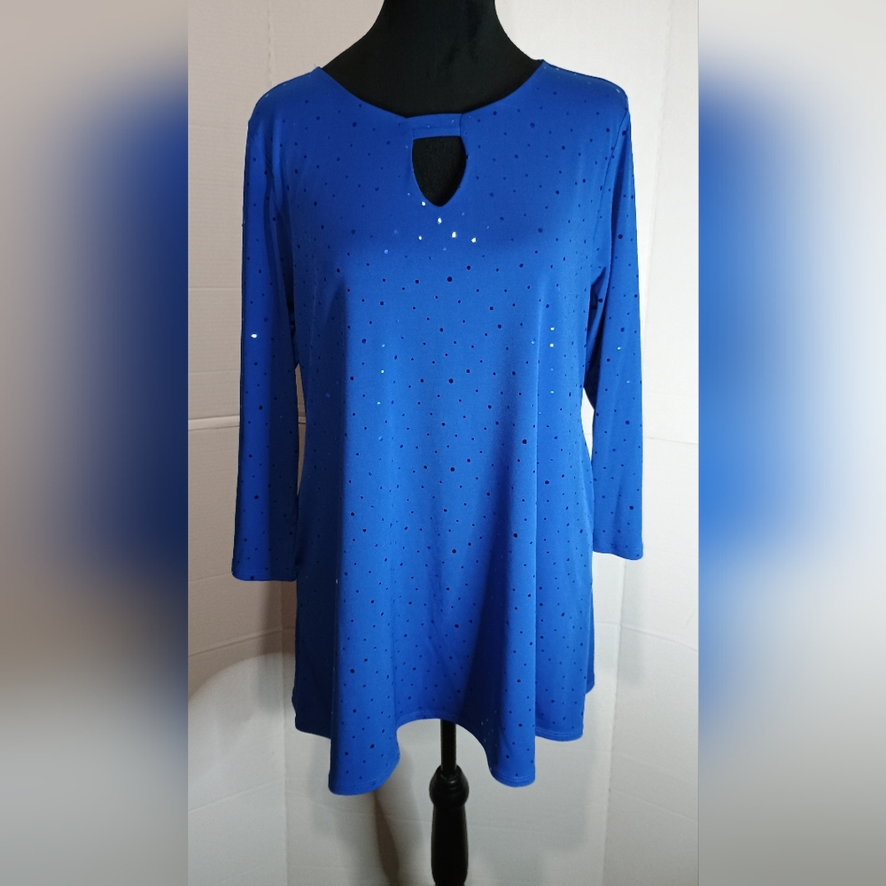 Sea & Anchor Blue Keyhole Cutout Top (Read)